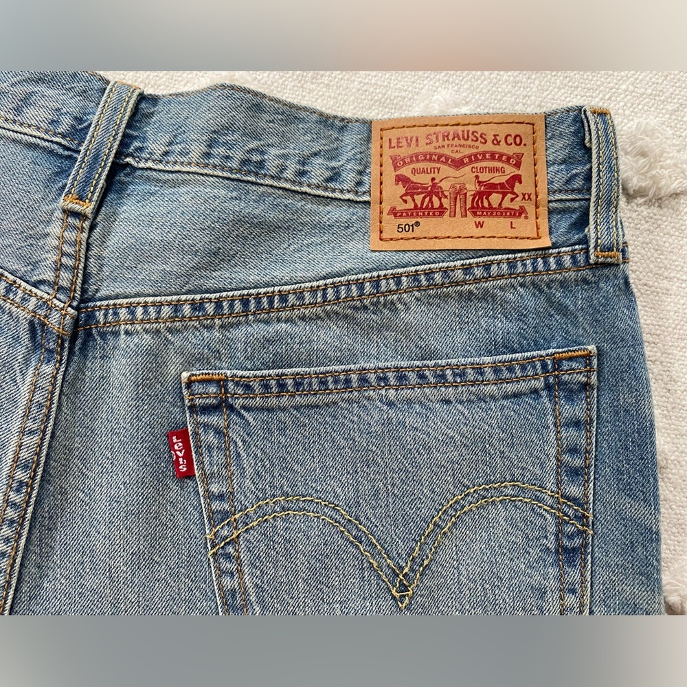 Levi's High Rise Patchwork Hidden Button Fly Deni… - image 2